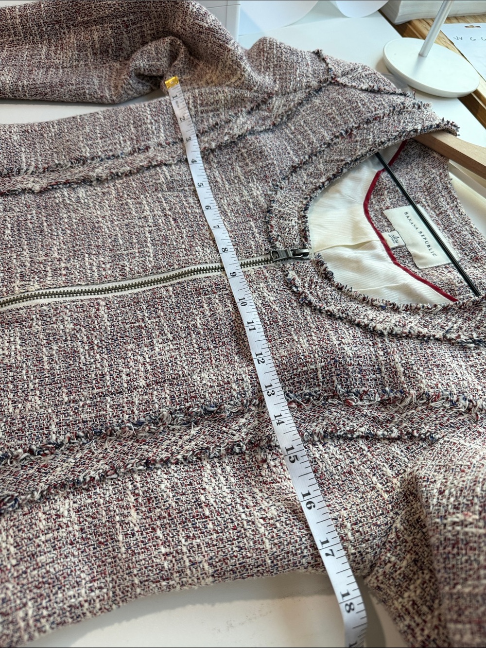 Banana Republic Burgundy and Navy tweed zip-front jacket 4 - Picture 9 of 10